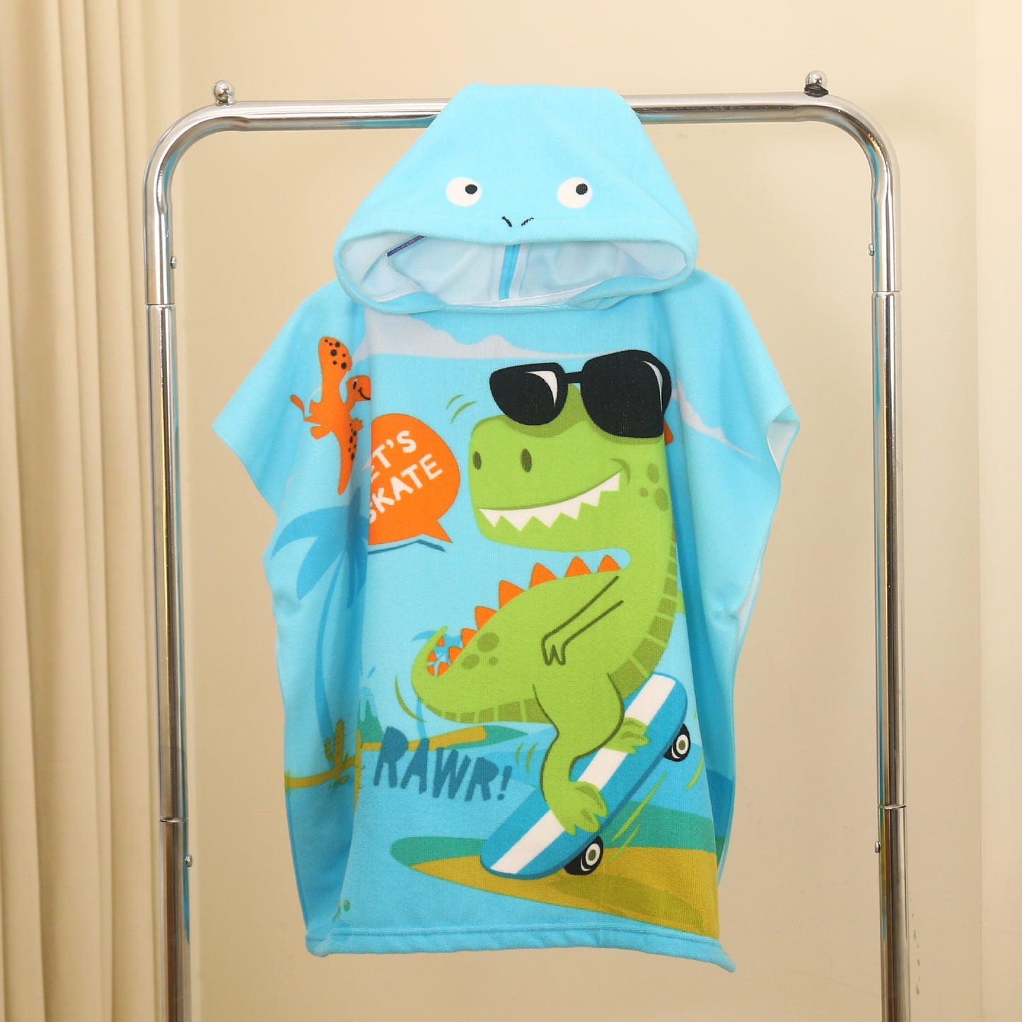 Ultra-fine fiber cartoon printed children's bath towel cape, wearable children's bathrobe, hooded cape, beach towel