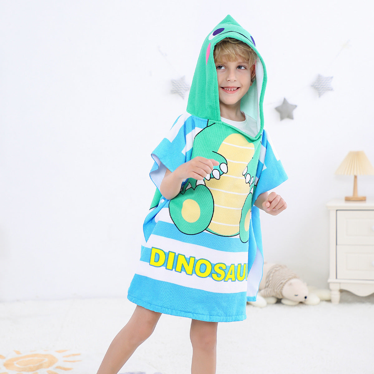 Ultra-fine fiber cartoon printed children's bath towel cape, wearable children's bathrobe, hooded cape, beach towel