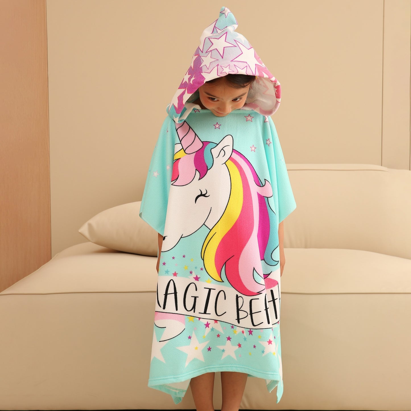 Ultra-fine fiber cartoon printed children's bath towel cape, wearable children's bathrobe, hooded cape, beach towel