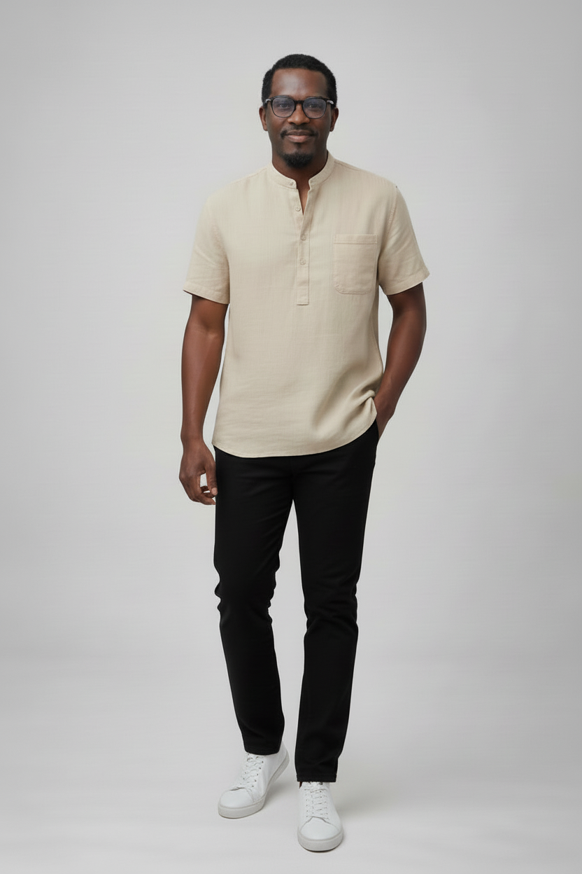 Mannequin avec baskets blanches