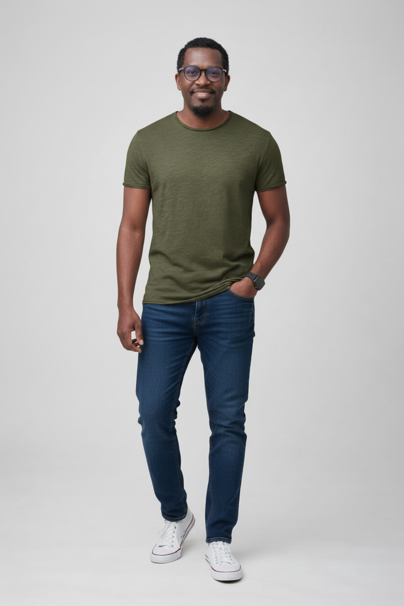 T-shirt olive sur mannequin